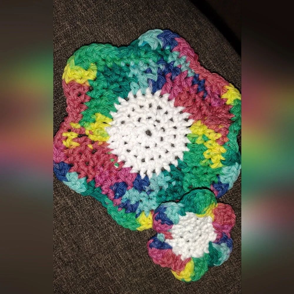 Crochet wash cloth and face scrubby